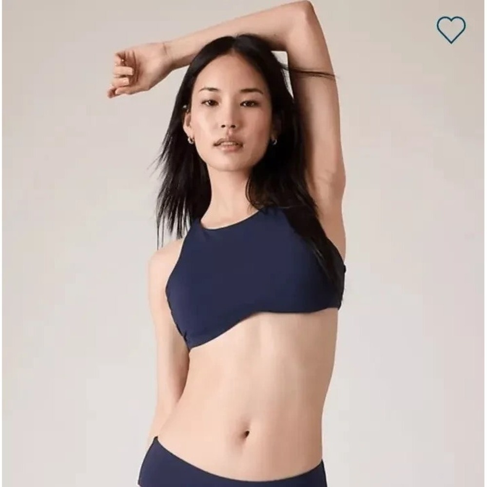 Athleta Maldives Bra Cup Bikini Top Size 34B/C Navy Blue Underwire High Neck